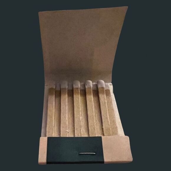 Vintage Ground Round Restaurant Matchbook Unstruck - Picture 2 of 2